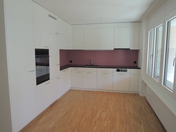 Moderne Wohnung an toller Lage in der Stadt Zürich 2