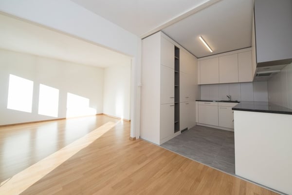 Renovierte, helle 3.5-Zimmerwohnung 3