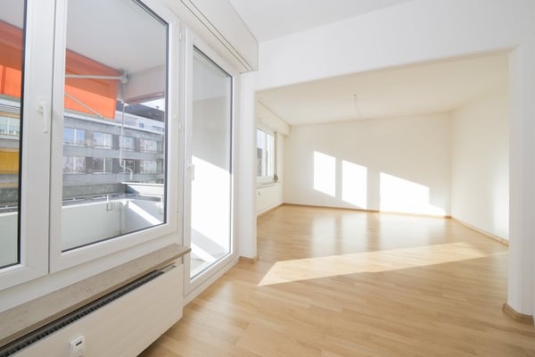 Renovierte, helle 3.5-Zimmerwohnung 5