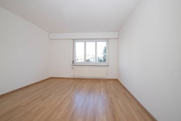 Renovierte, helle 3.5-Zimmerwohnung 8