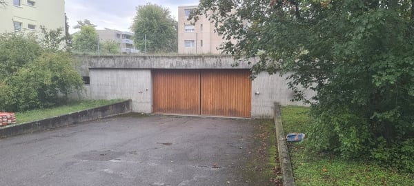 Einstellplatz in Therwil zu vermieten 2