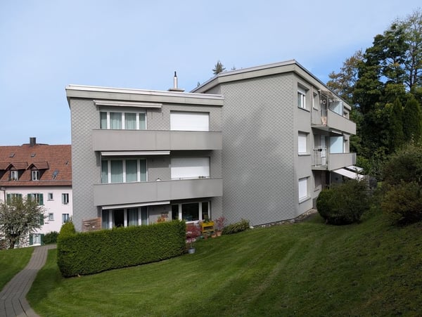 Charmante 3.5 Zimmer-Wohnung in ruhiger Umgebung 1