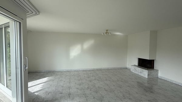 Wohnen im Grünen - 3.5-Zimmerwohnung mit Gartensitzplatz in Feldmeilen 3