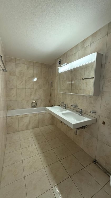 Wohnen im Grünen - 3.5-Zimmerwohnung mit Gartensitzplatz in Feldmeilen 5