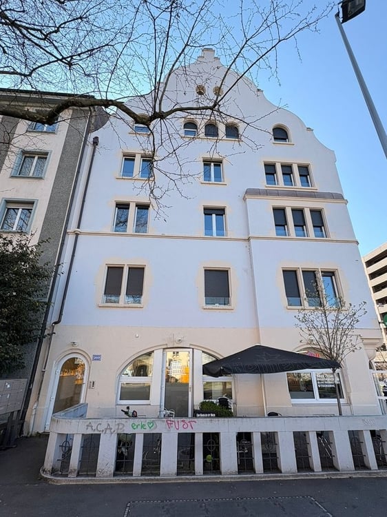 Charmante 2-Zimmerwohnung an zentraler Lage in Basel 1