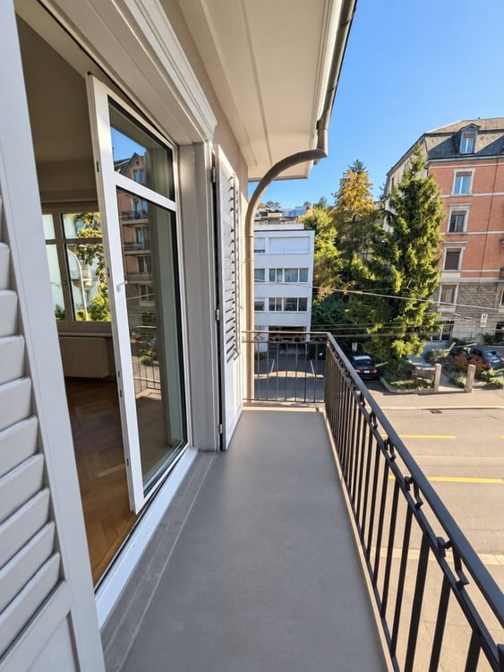 Sanierte Altbauwohnung mit viel Charme 12