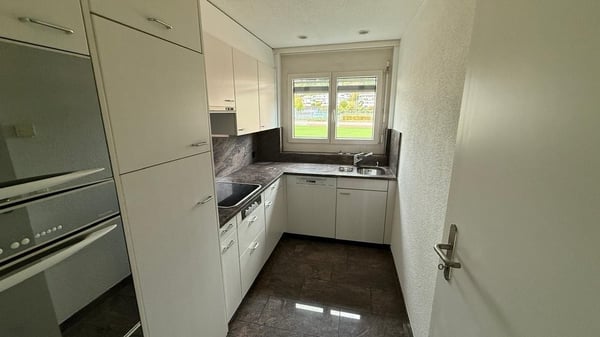 Helle Wohnung mit grosszügigem Balkon an attraktiver Lage 4