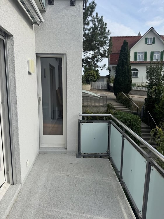 Charmante 2.5 Zimmerwohnung in Affoltern Zürich zu vermieten 10