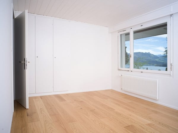 Frisch saniertes 4.5-Zimmer-Einfamilienhaus mit traumhafter Seesicht 9