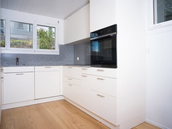 Frisch saniertes 4.5-Zimmer-Einfamilienhaus mit traumhafter Seesicht 7