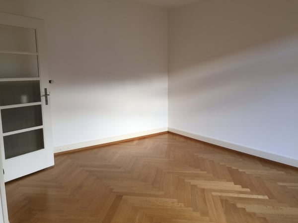 Charmante 2-Zimmer-Altbauwohnung in zentraler Lage 4