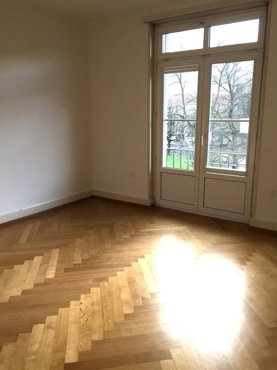 Charmante 2-Zimmer-Altbauwohnung in zentraler Lage 3