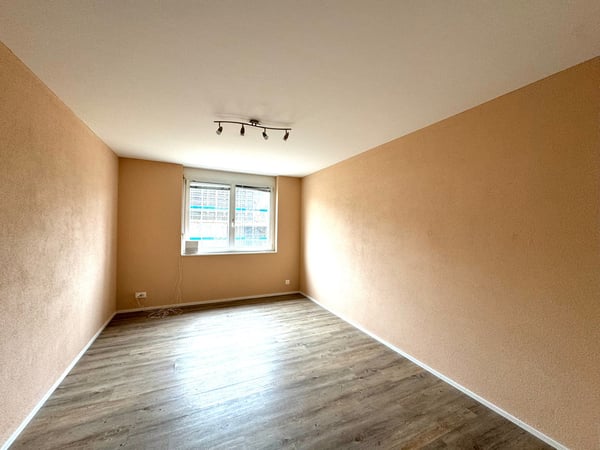 Moderne, lichtdurchflutete 5.5-Zimmer-Wohnung mit gedecktem Balkon und See-Sicht 11