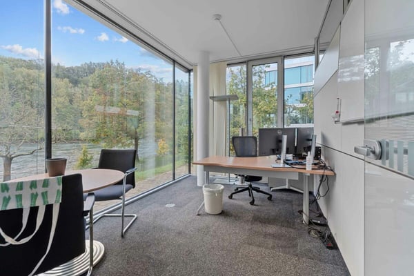 Moderne Gewerbefläche mit 300?m² - teilbar - vielseitig nutzbar 2