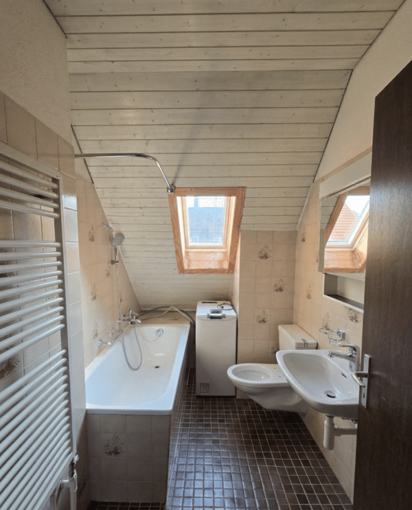 2.5-Zimmer-Wohnung nähe Lochergut 10