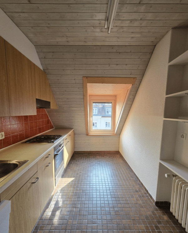 2.5-Zimmer-Wohnung nähe Lochergut 11