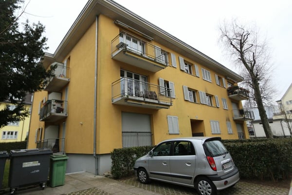 Helle und freundliche 2-Zimmer-Wohnung in West-Oerlikon 1