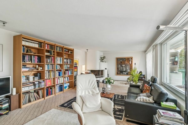 Ferienfeeling garantiert - Grosszügige Terrassenwohnung mit Weitblick 2