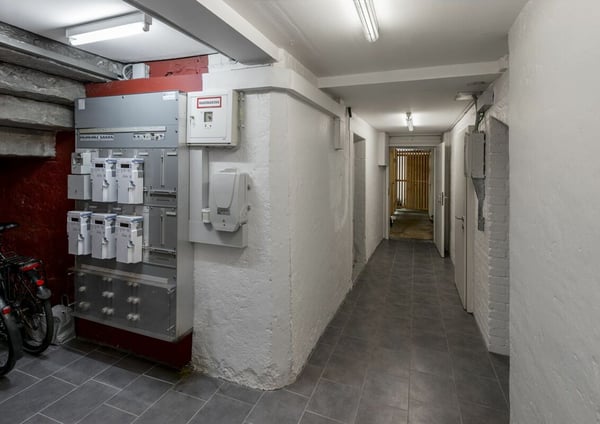 CHARMANTE ANLAGEIMMOBILIE AN BEGEHRTER ZÜRCHER LAGE 15