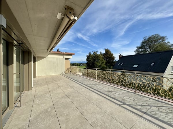 IHRE ATTIKAWOHNUNG - IHR STIL - IHR ZUHAUSE-EXKLUSIVES WOHNEN MIT WEITBLICK