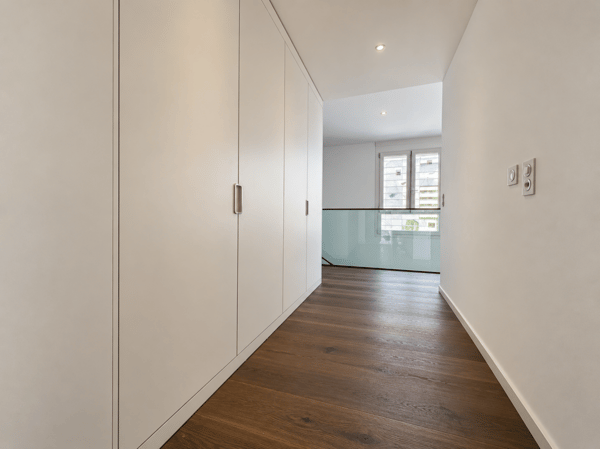 EXKLUSIVE MAISONETTE-WOHNUNG - ERSTVERMIETUNG NACH HOCHWERTIGER KOMPLETTSANIERUNG 2