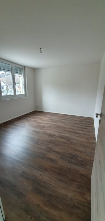 Moderne 2.5-Zimmer-Wohnung im Erdgeschoss in Bauma 6
