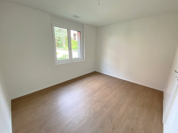 Charmante und modern ausgestattete 2.5-Zimmer-Wohnung mit Balkon 8