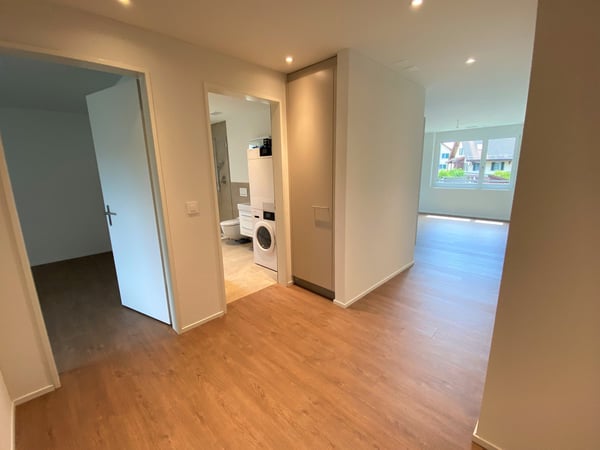 Charmante und modern ausgestattete 2.5-Zimmer-Wohnung mit Balkon 7