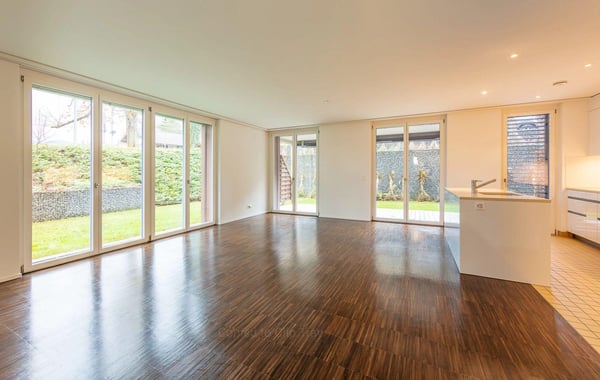 Moderne 3.5 Zimmerwohnung im EG 4