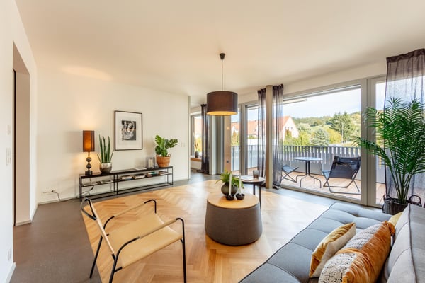 Kompakte und stilvolle 2.5 Zimmerwohnung im 1. OG 2