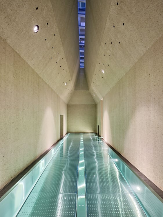 Furnished Apartment (1.5 room) with Pool, Gym, usw. 8