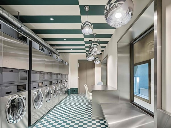 Furnished Apartment (1.5 room) with Pool, Gym, usw. 12