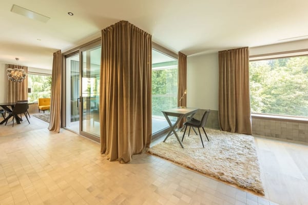 Furnished Apartment (1.5 room) with Pool, Gym, usw. 3