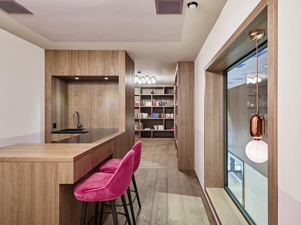 Kloten-Milano: Schwimmbad, Gym, Fitness und vieles mehr im Haus 16