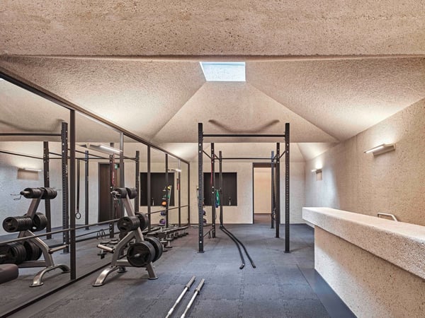 Kloten-Milano: Schwimmbad, Gym, Fitness und vieles mehr im Haus 13