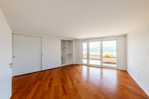 Grosszügige Wohnung mit Seesicht und durchdachtem Raumkonzept 5