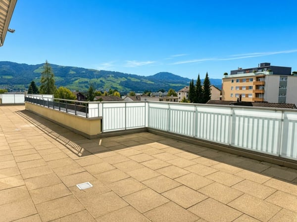 Exklusive 5.5-Zimmer-Attikawohnung mit Wintergarten und Sauna in Seenähe 10