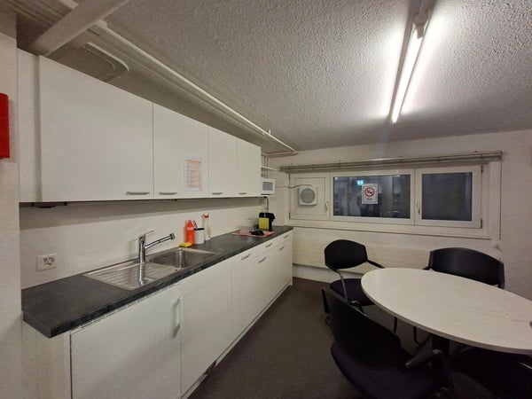 Vielseitige Gewerbe- / Bürofläche in Frauenfeld zu vermieten – ca. 130 m² 3