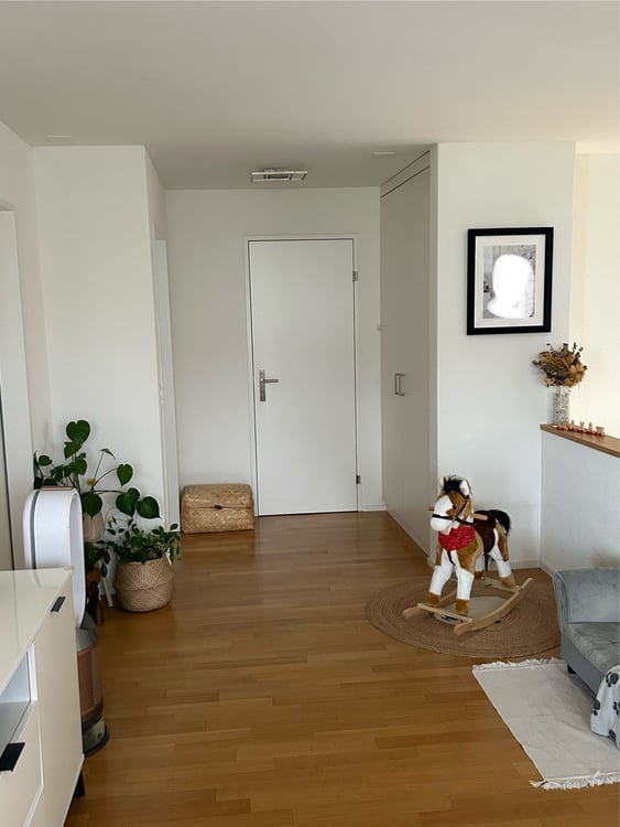 Grosszügige 3.5 Zimmer Wohnung 3