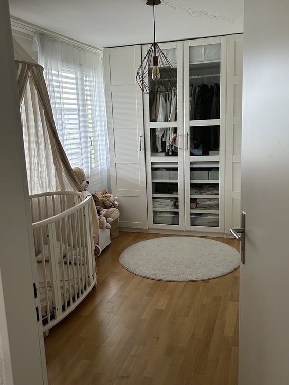 Grosszügige 3.5 Zimmer Wohnung 7