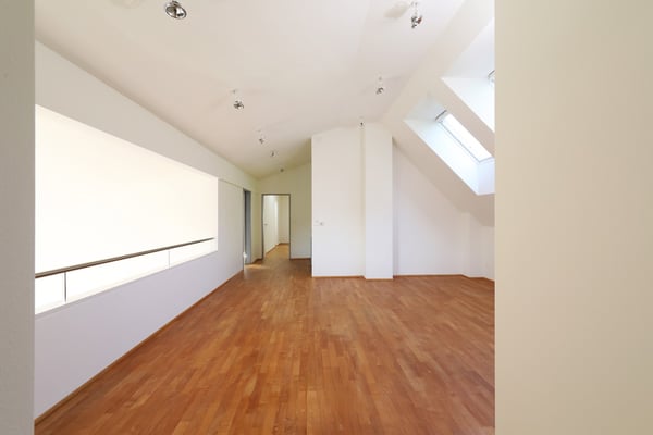Exklusive, grosszügige Attikawohnung mit traumhafter Aussicht 9