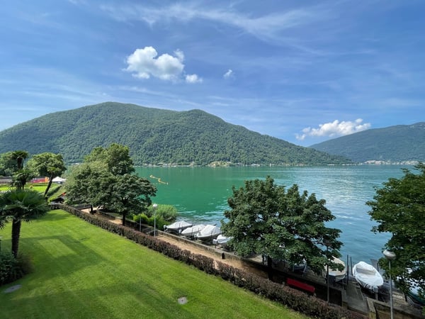 !! APP. CON DUE TERRAZZE DIRETTAMENTE AL LAGO !! 7