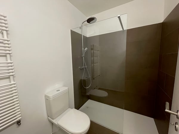 1.5 LOC. completamente RINNOVATO con GIARDINO 10