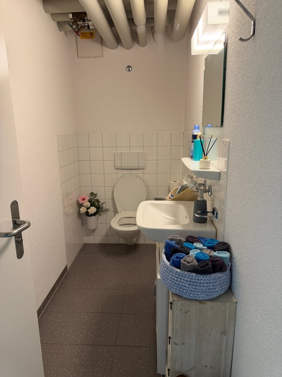 Charmantes Gewerbelokal / Büro in Brütten – ca. 20 m² 8