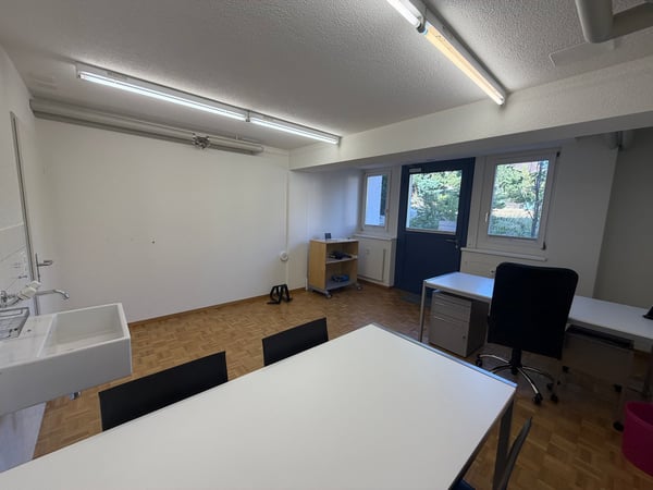 Charmantes Gewerbelokal / Büro in Brütten – ca. 20 m² 5
