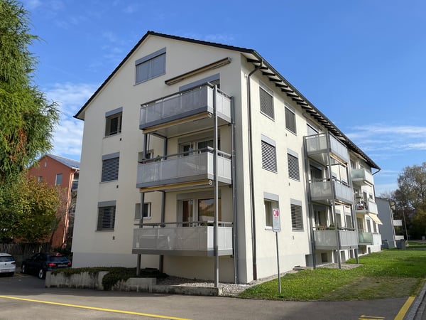 Charmantes 1.5 Zimmer-Dachgeschoss-Wohnung in Bassersdorf