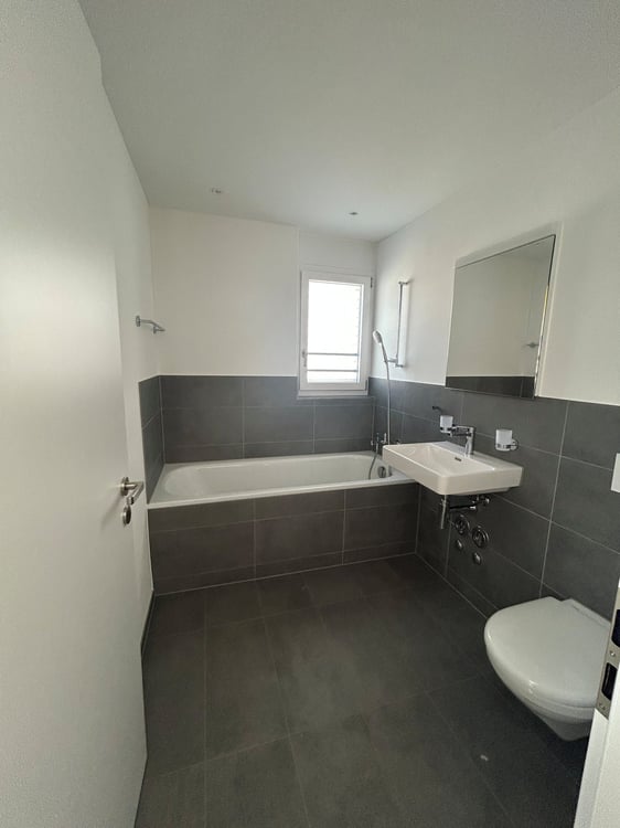 Attikawohnung mit grosser Terrasse – modern, hell & familienfreundlich 7