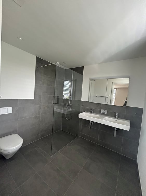 Attikawohnung mit grosser Terrasse – modern, hell & familienfreundlich 6