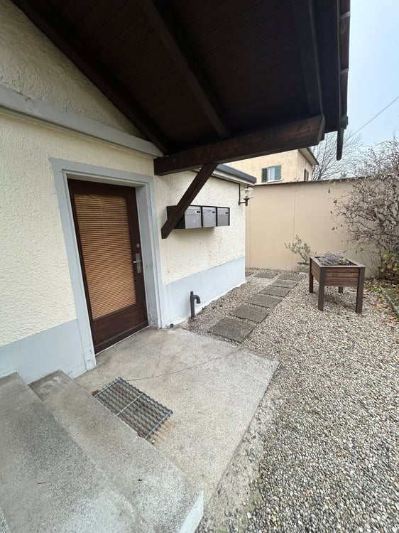 Charmantes Mehrfamilienhaus mit 3 Wohnungen in Regensdorf 7