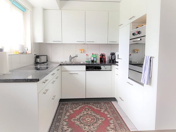 Sehr helle und schöne 1½ Zimmer Wohnung im Hochparterre in gesuchtem Wohnquartier 3